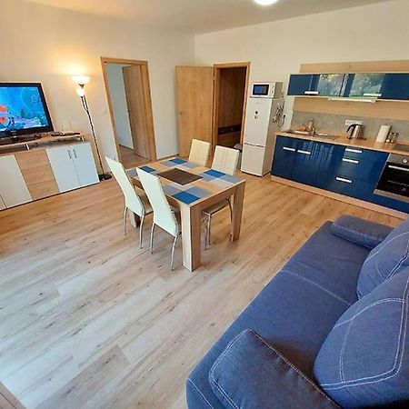 Moderni Apartman Horni Marsov - By Alka Esterno foto