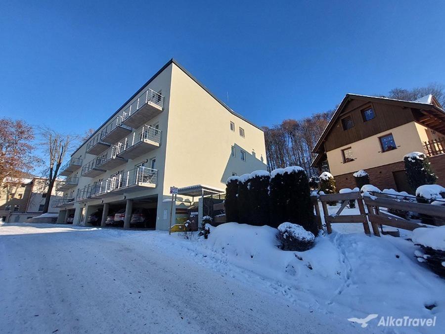 Moderni Apartman Horni Marsov - By Alka Esterno foto
